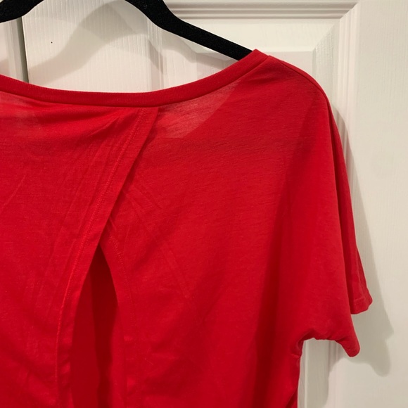 •Alo Yoga• Red Scoop Neck Open back top Sz M! - Picture 7 of 8